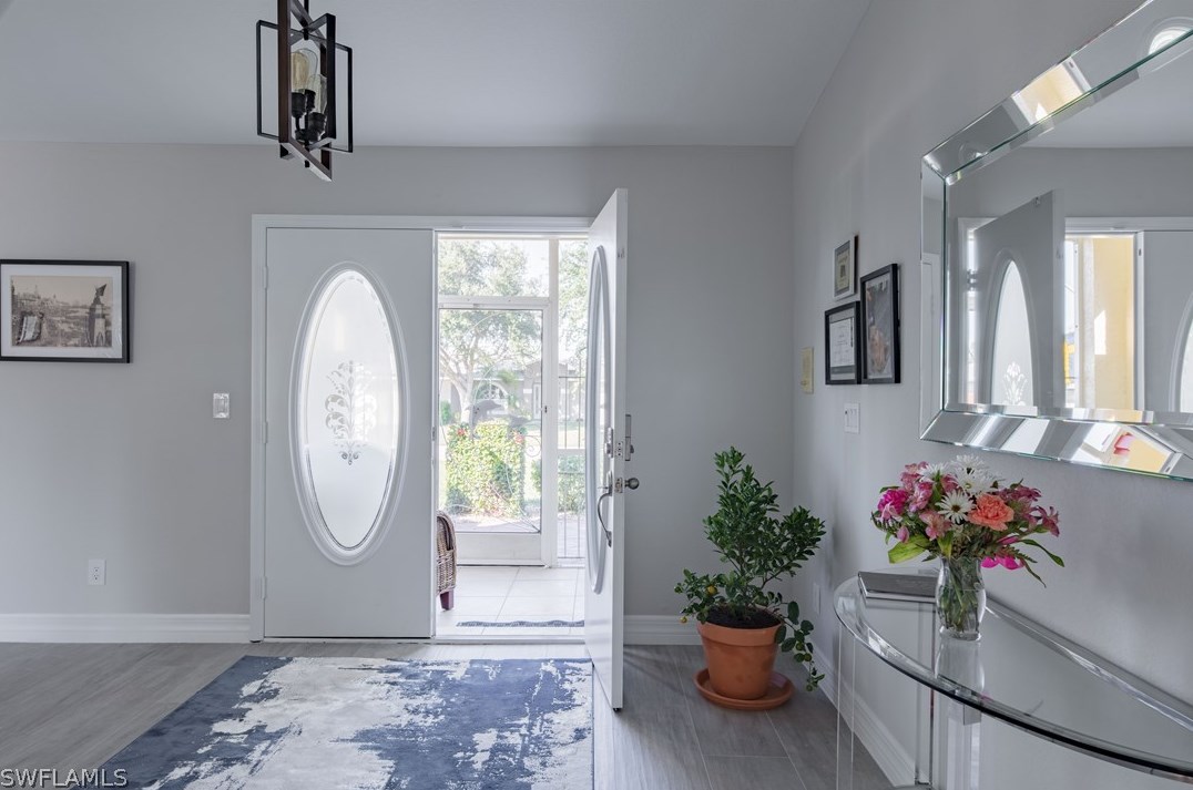 232 31st Ter, Cape Coral FL  33904-3442 exterior