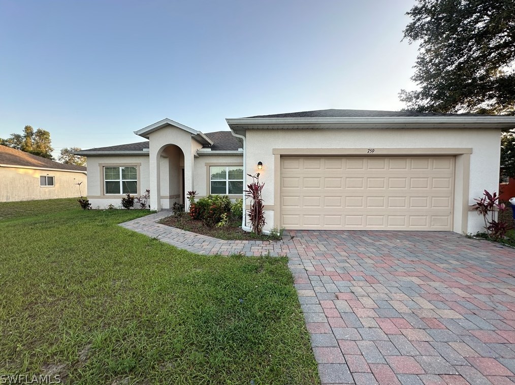 759 Arundel Cir, Fort Myers, FL 33913-7143