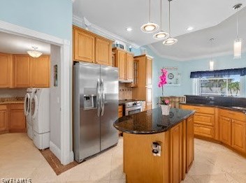 4104 Country Club Blvd, Cape Coral FL  33904-5232 exterior