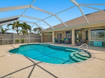4104 Country Club Blvd, Cape Coral FL  33904-5232 exterior