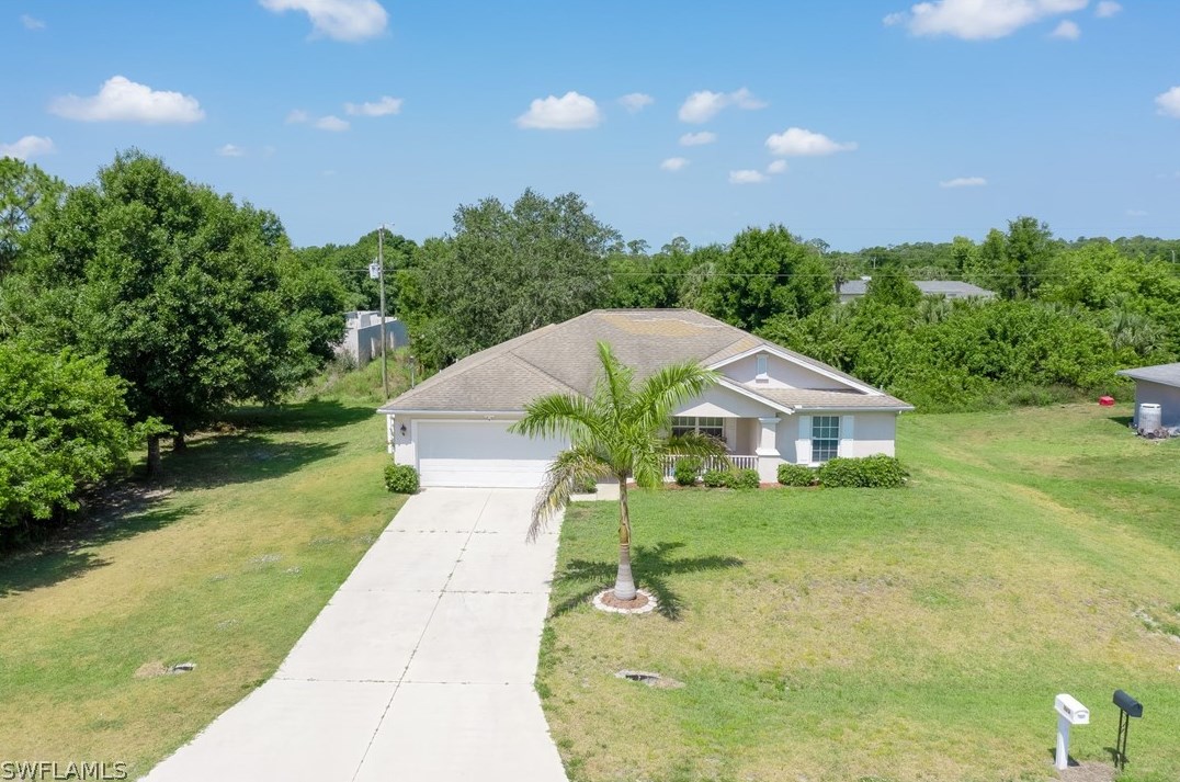 6031 Laurelwood Dr, Fort Myers, FL 33905-5706