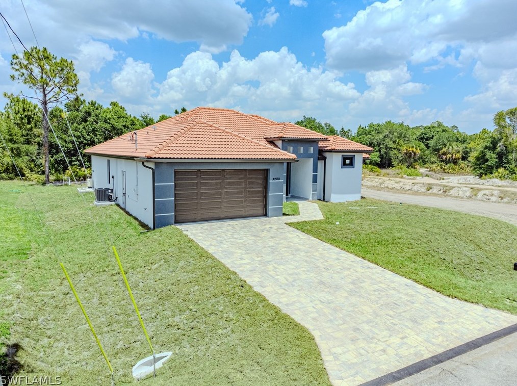 3200 31 St, Lehigh Acres FL  33971-5702 exterior