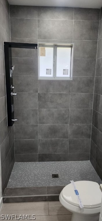 1008 Sunrise Blvd, Lehigh Acres FL 33974-9525 exterior