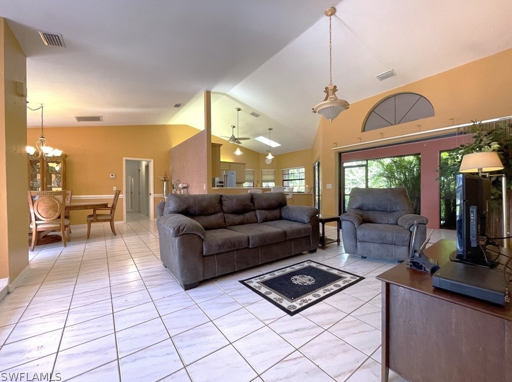 10791 Highland Ave, Fort Myers, FL 33966-1122