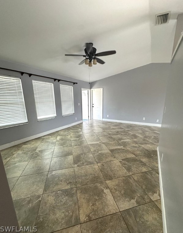 1217 Ne 1st Pl, Cape Coral, FL 33909