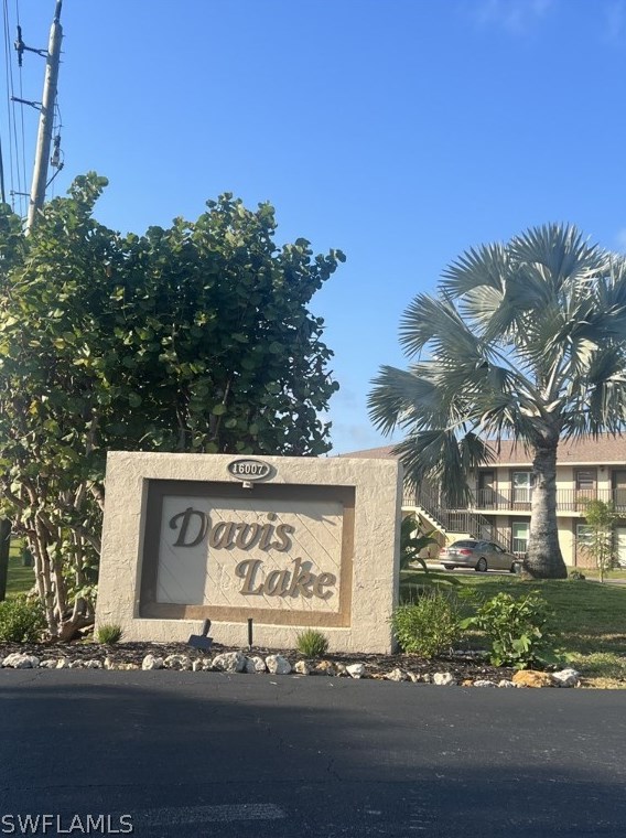 16007 Davis Rd, Fort Myers, FL 33908-2939