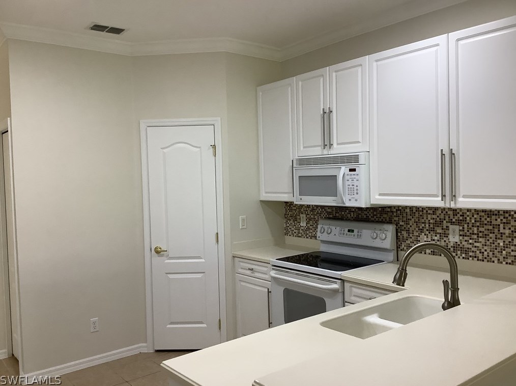 2263 Granby Dr, Lehigh Acres, FL 33973