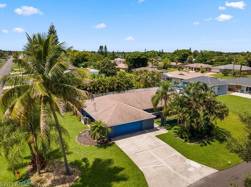 1319 19th Ln, Cape Coral, FL 33990-5518