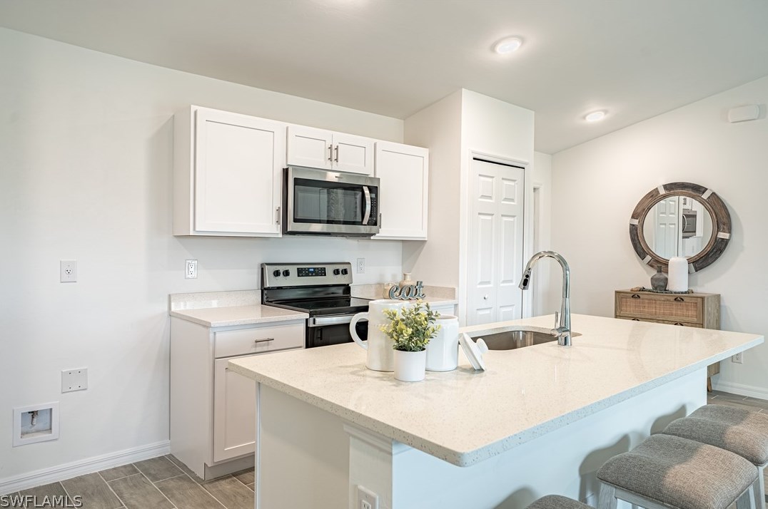 3516 6th St, Lehigh Acres, FL 33976-2336