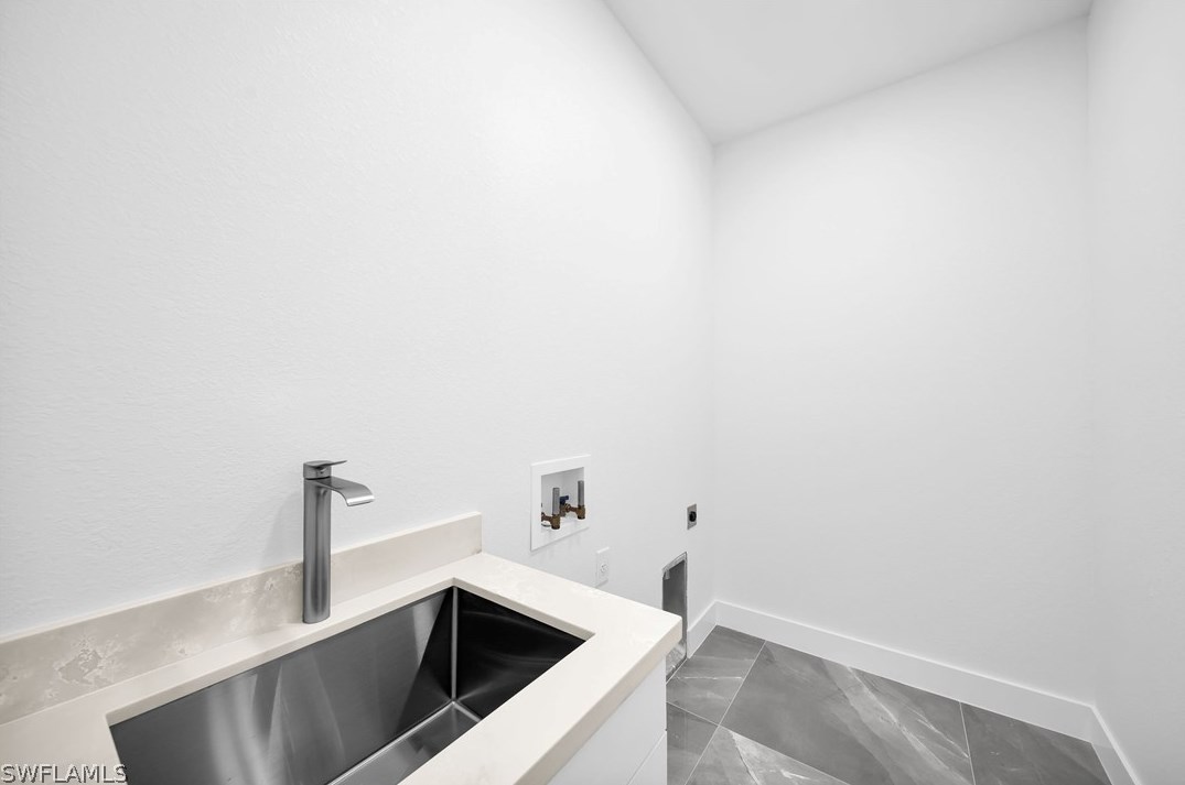 817 Calvin Ave, Lehigh Acres FL  33972-7213 exterior