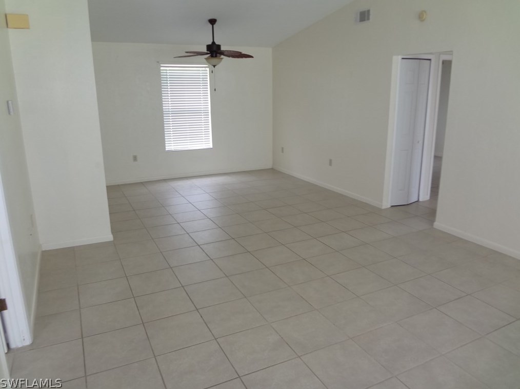 217 38th Ter, Cape Coral, FL 33914-7872