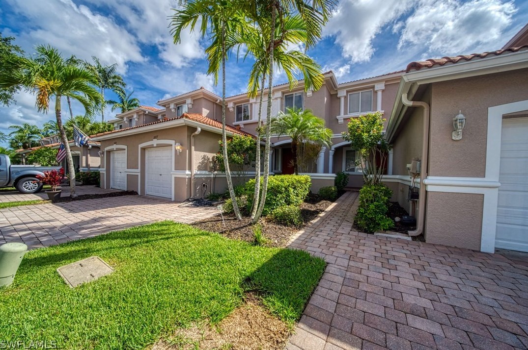 10027 Salina St, Fort Myers, FL 33905