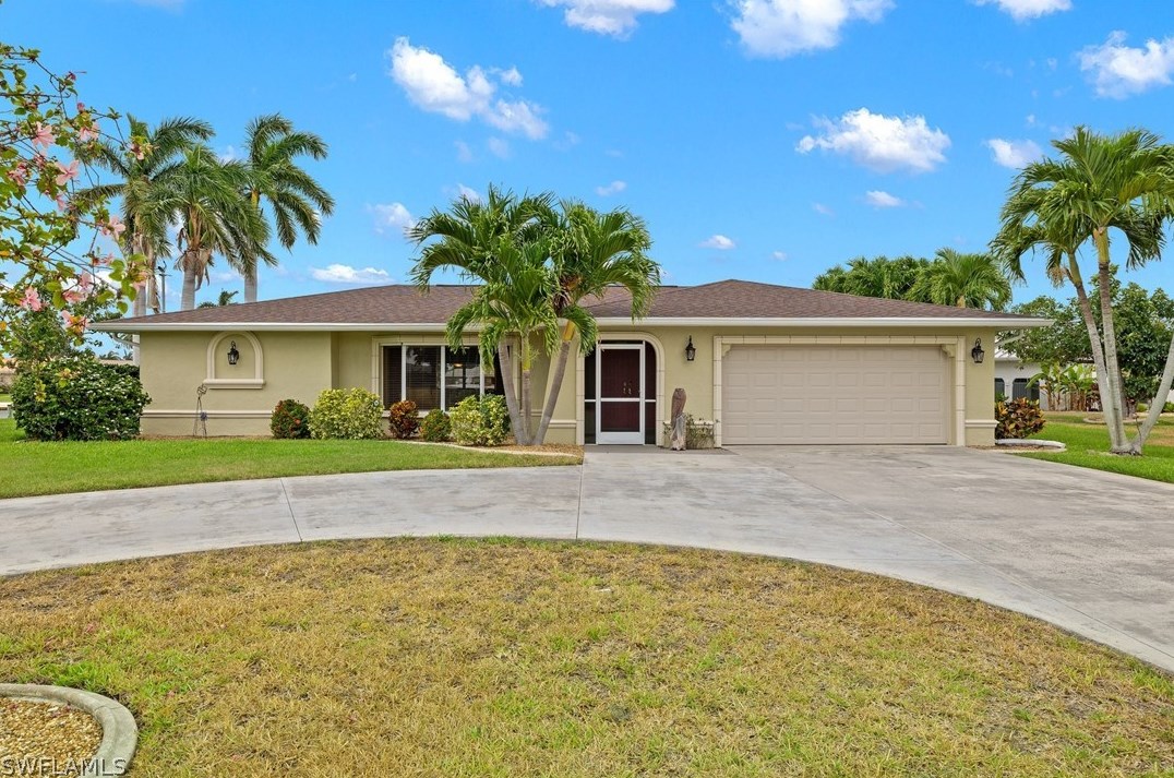 109 Bayshore Dr, Cape Coral, FL 33904-5808