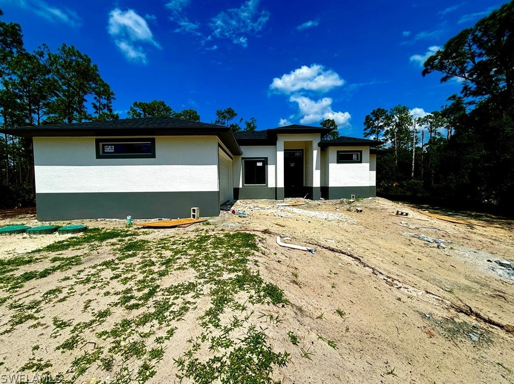 902 Canton Ave, Lehigh Acres, FL 33972-3536