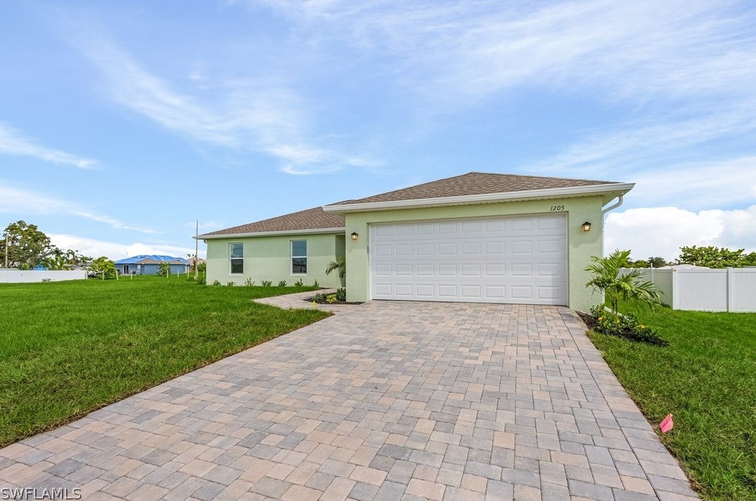 1120 21st Pl, Cape Coral, FL 33993-5946