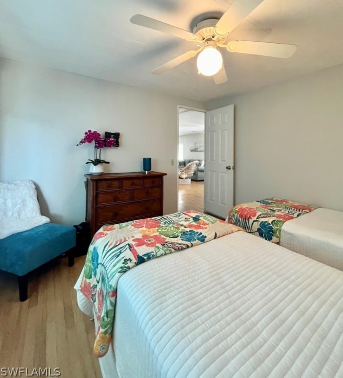 726 Knotty Pne Cir, Fort Myers FL 33917-7407 exterior