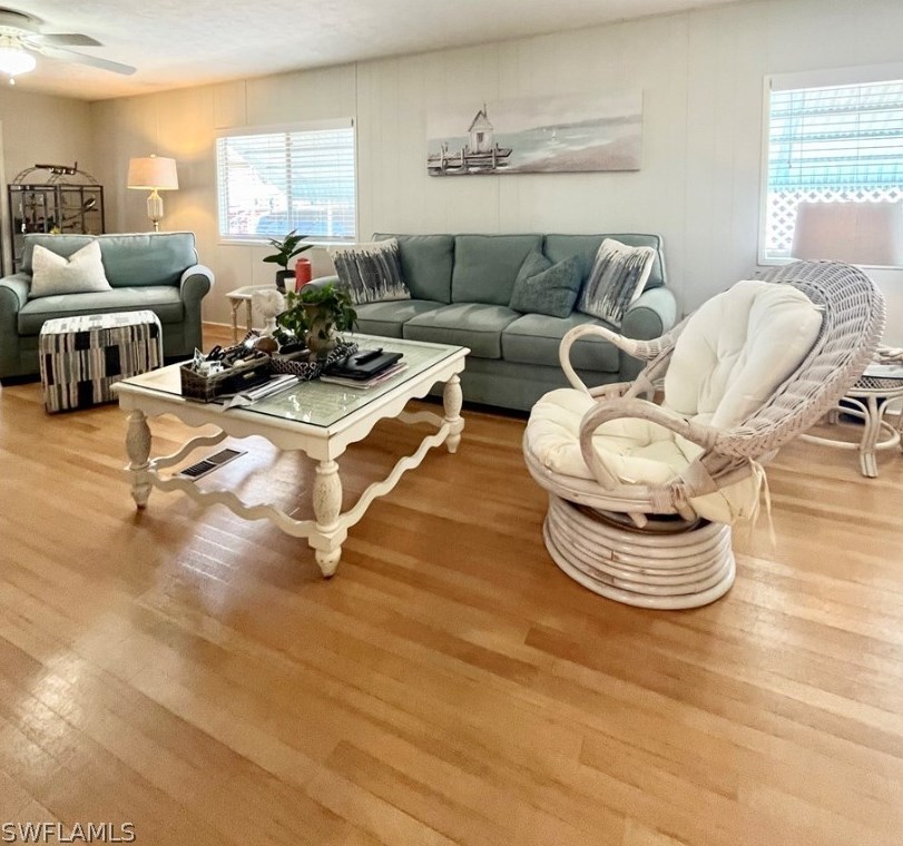 726 Knotty Pne Cir, Fort Myers FL 33917-7407 exterior