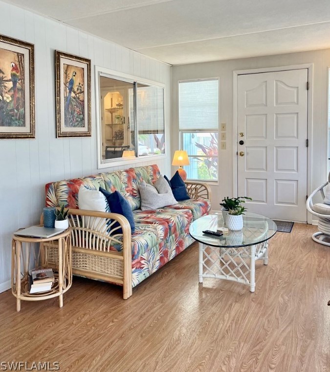 726 Knotty Pne Cir, Fort Myers FL 33917-7407 exterior