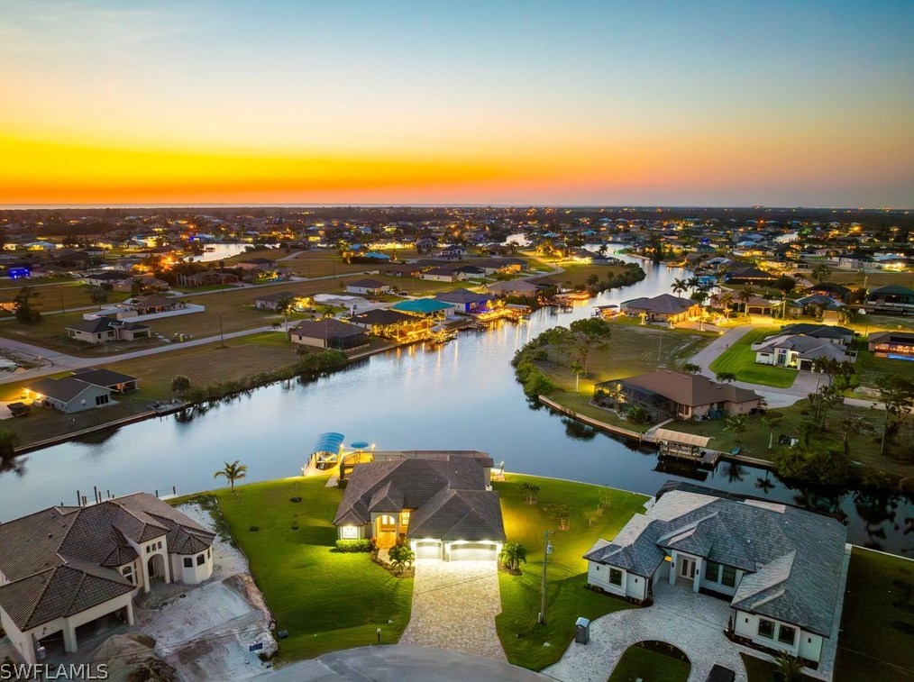 3447 17th Ln, Cape Coral, FL 33993-3675