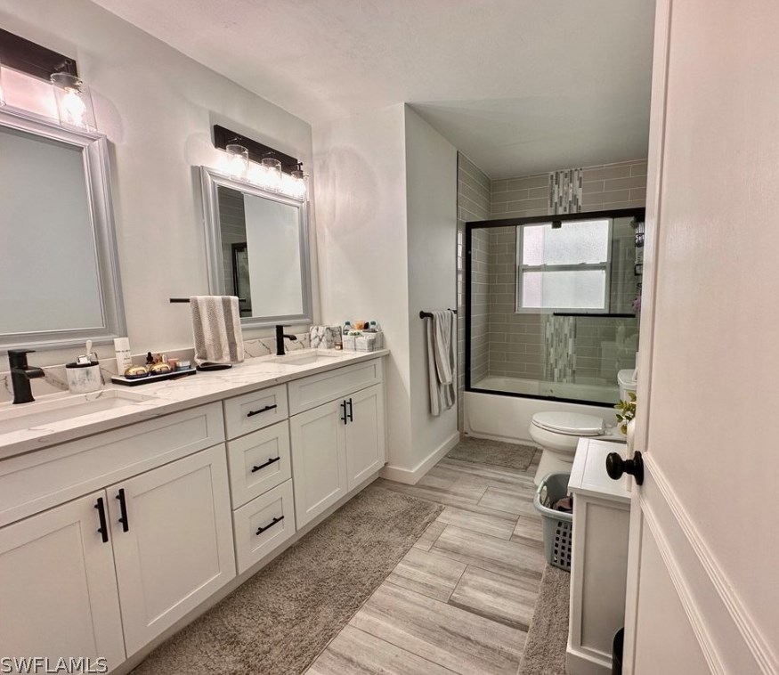 754 105 Ave, Naples FL 34108-1842 exterior