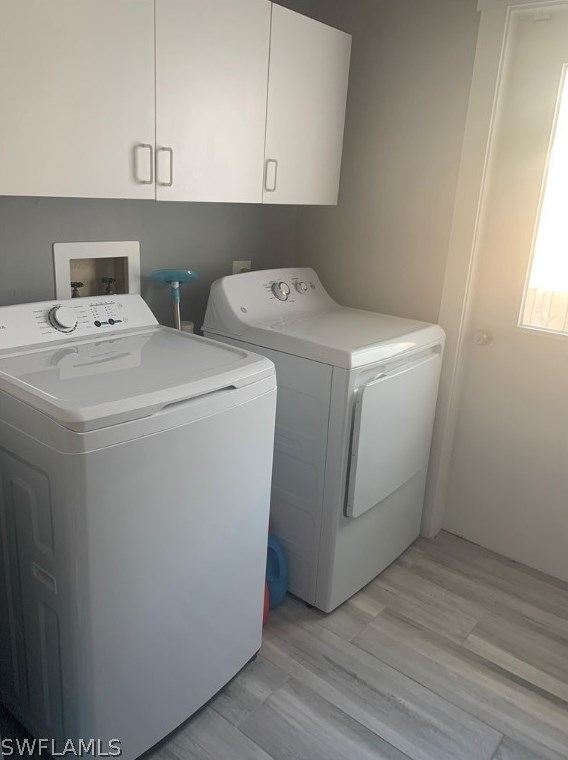 754 105 Ave, Naples FL 34108-1842 exterior