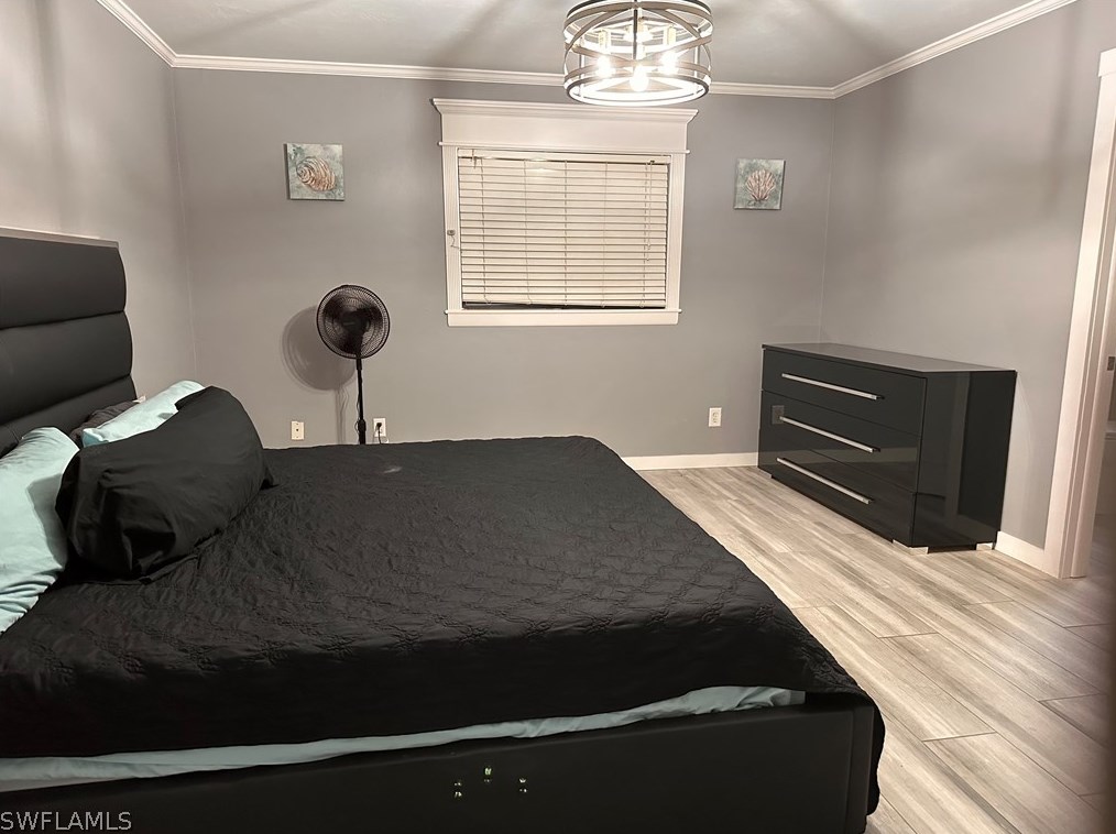 754 105 Ave, Naples FL 34108-1842 exterior