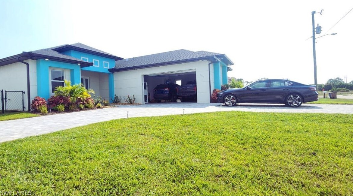 4215 32nd St, Lehigh Acres, FL 33976-4130