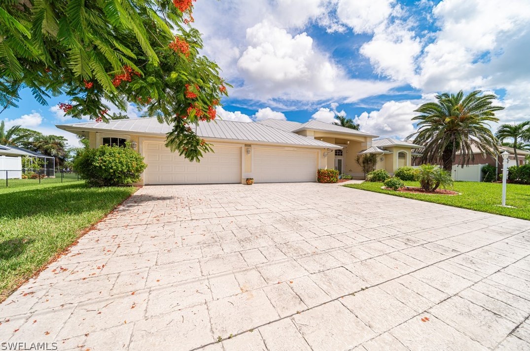 3115 17th Ln, Cape Coral, FL 33993-4717