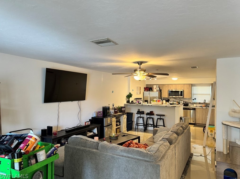 5204 Coronado Pkwy, Cape Coral, FL 33904-5608