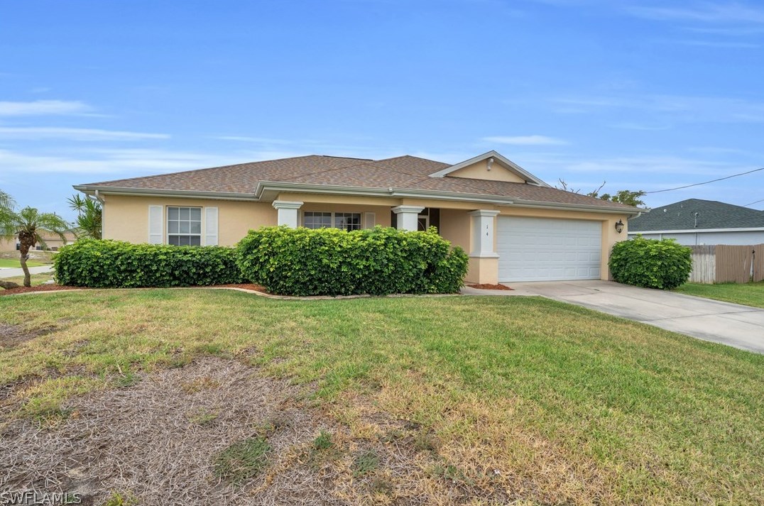 14 28th Ter, Cape Coral, FL 33993-6740