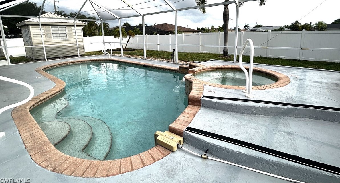143 19th Ln, Cape Coral, FL 33990-2237