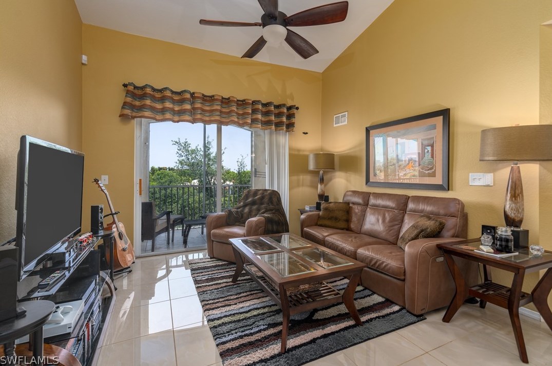 9045 Colby Dr, Fort Myers, FL 33919-3284