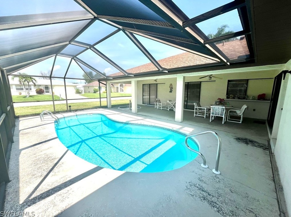 1102 35th St, Cape Coral, FL 33904-4239