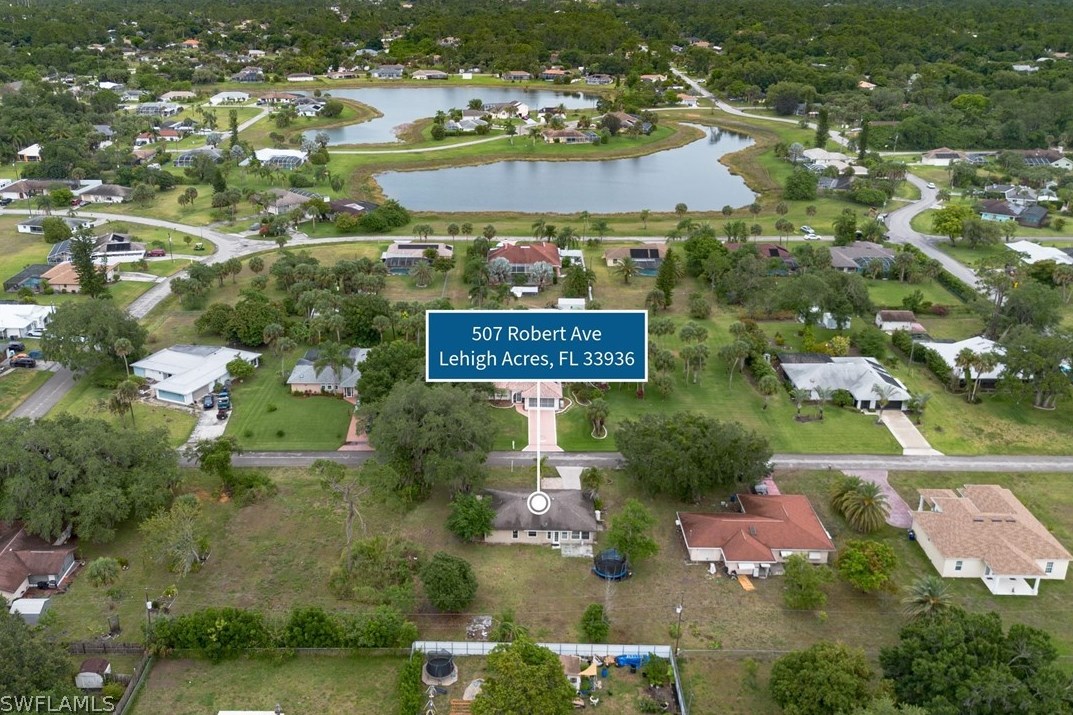 507 Robert Ave, Lehigh Acres FL 33936-4344 exterior
