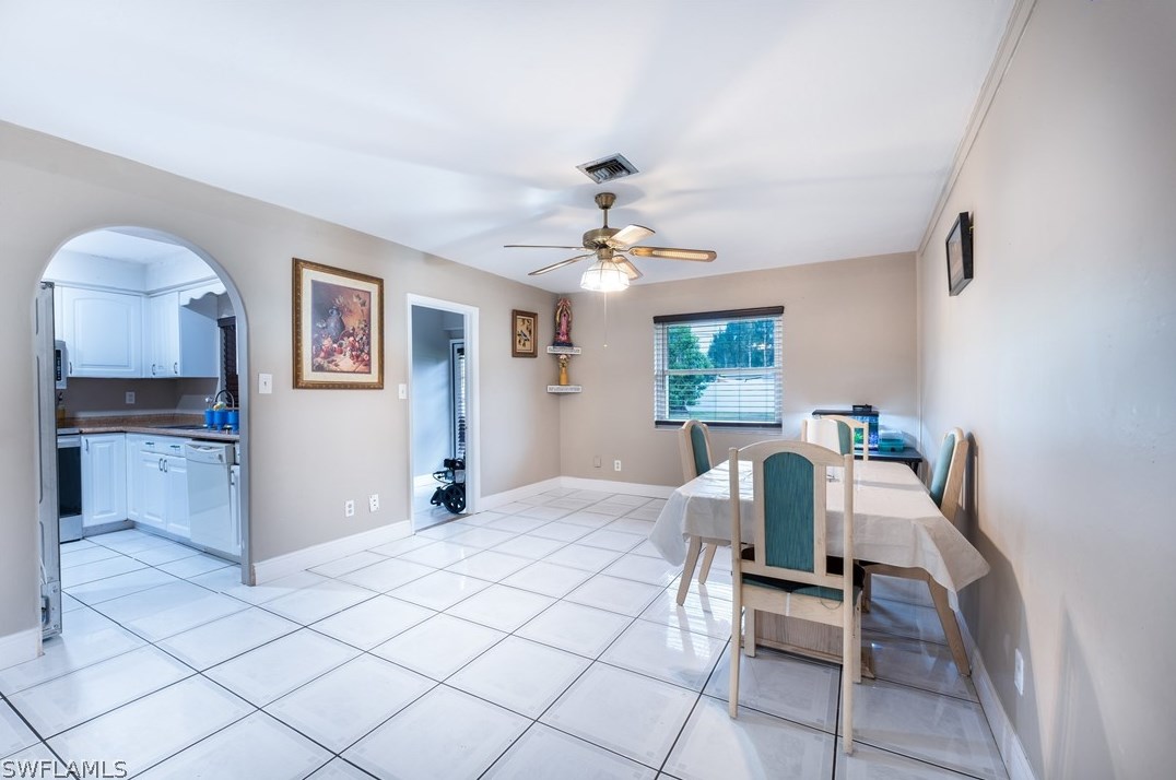 507 Robert Ave, Lehigh Acres FL 33936-4344 exterior