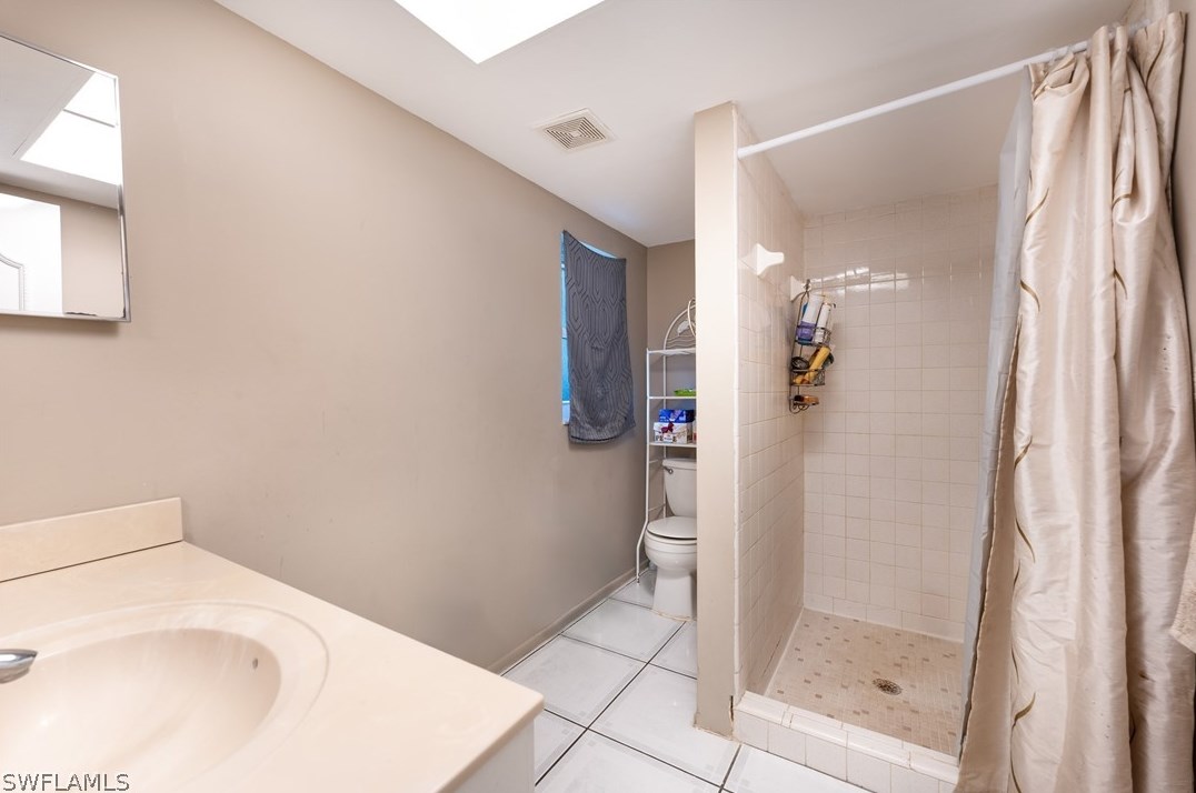 507 Robert Ave, Lehigh Acres FL 33936-4344 exterior