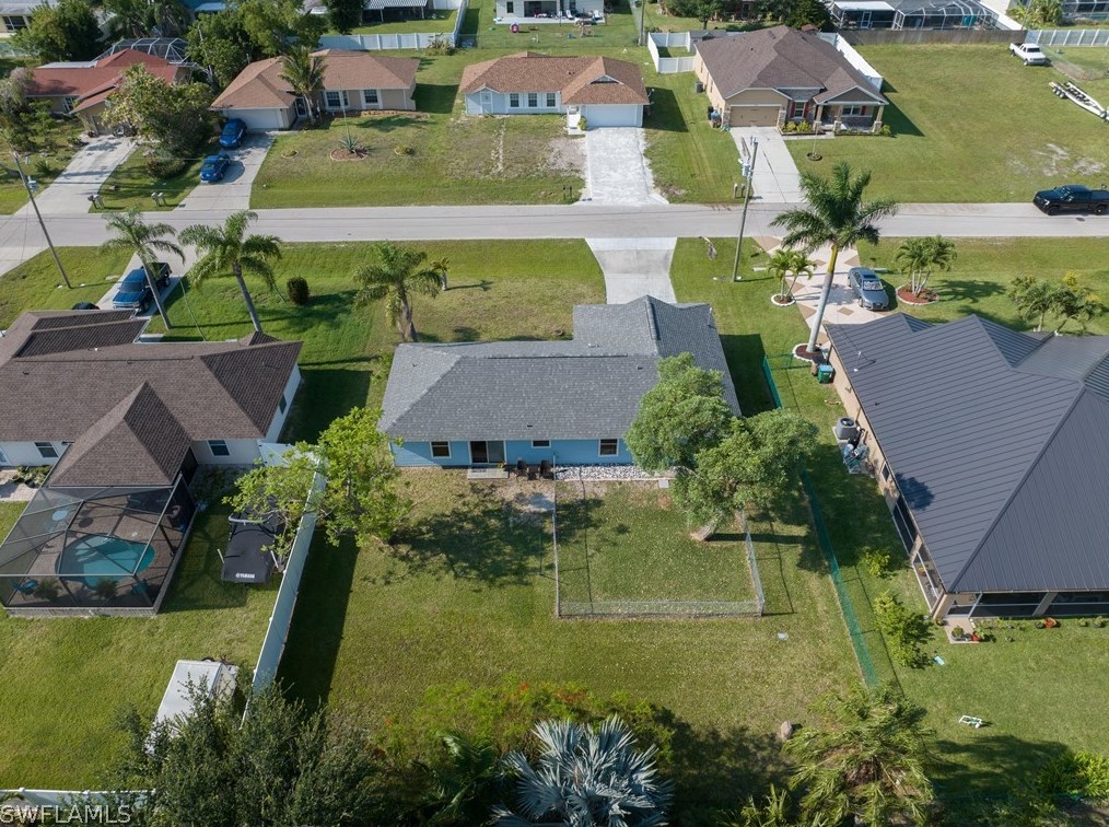 1313 11th Ter, Cape Coral FL  33909-1576 exterior