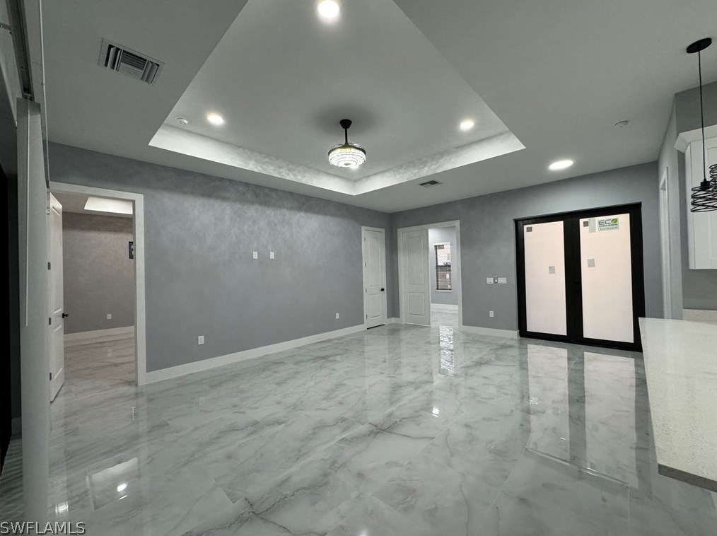3011 42nd Ave, Cape Coral, FL 33993-8805