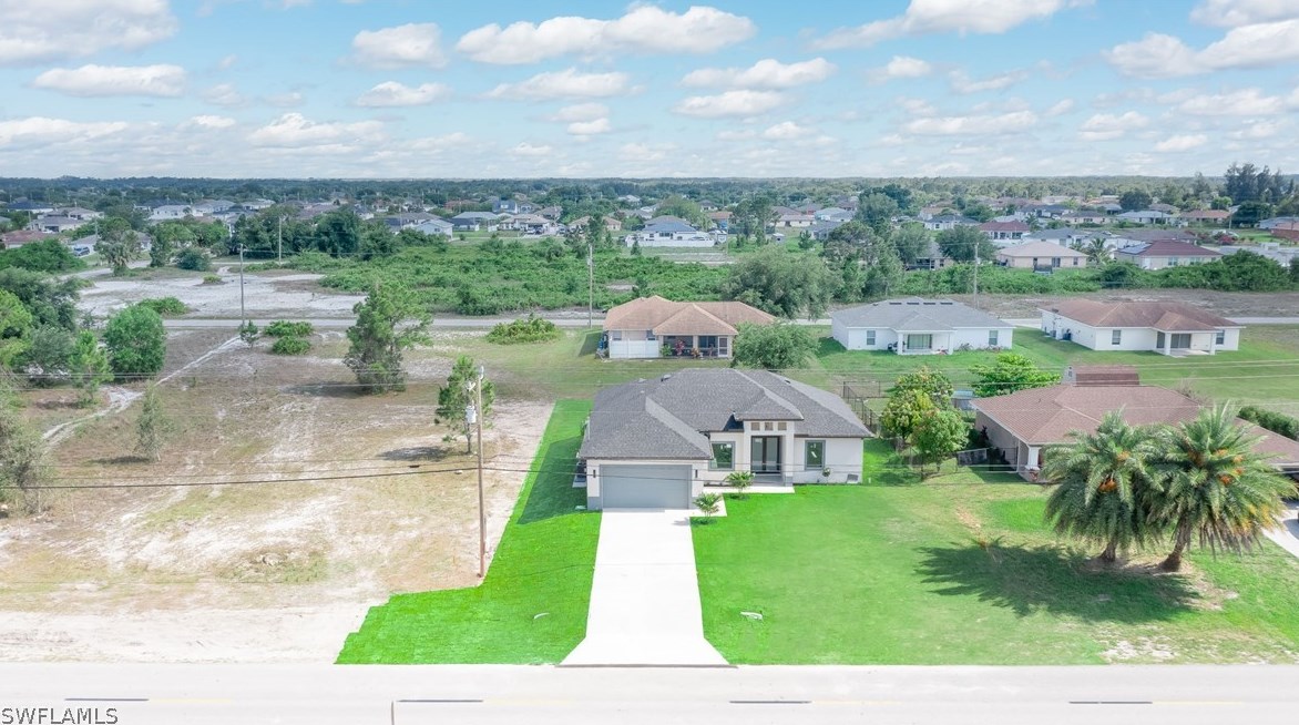 2607 40th St, Lehigh Acres, FL 33976-4562