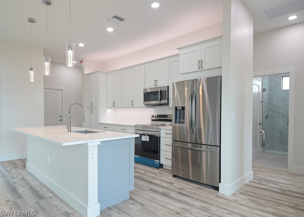 2607 40 St, Lehigh Acres FL 33976-4642 exterior