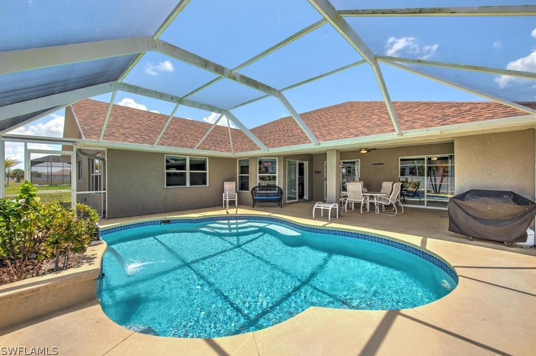 3437 Gulfstream Pkwy, Cape Coral, FL 33993-9526