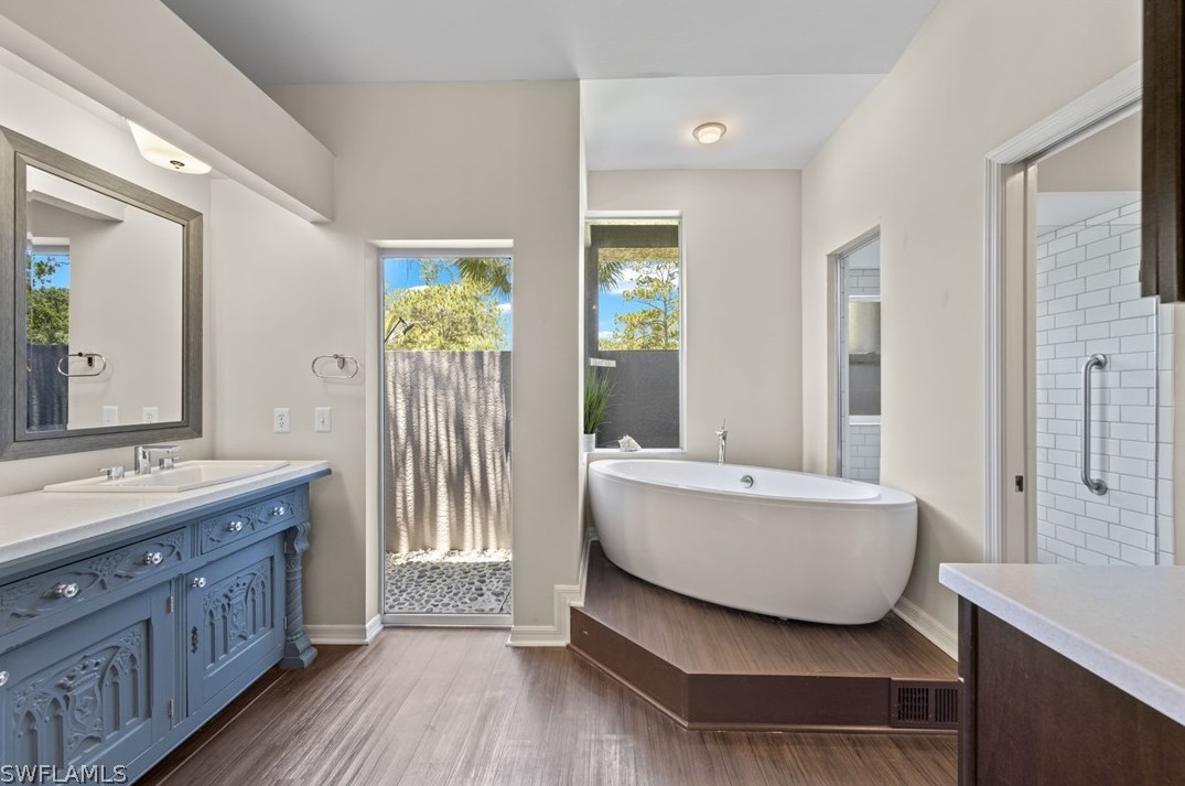 106 Roosevelt Ave, Lehigh Acres FL exterior