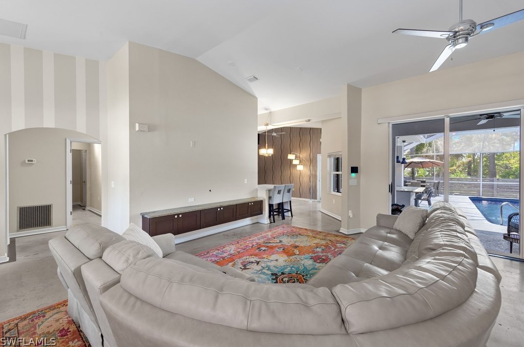 106 Roosevelt Ave, Lehigh Acres FL exterior