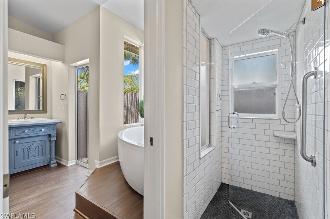 106 Roosevelt Ave, Lehigh Acres FL exterior