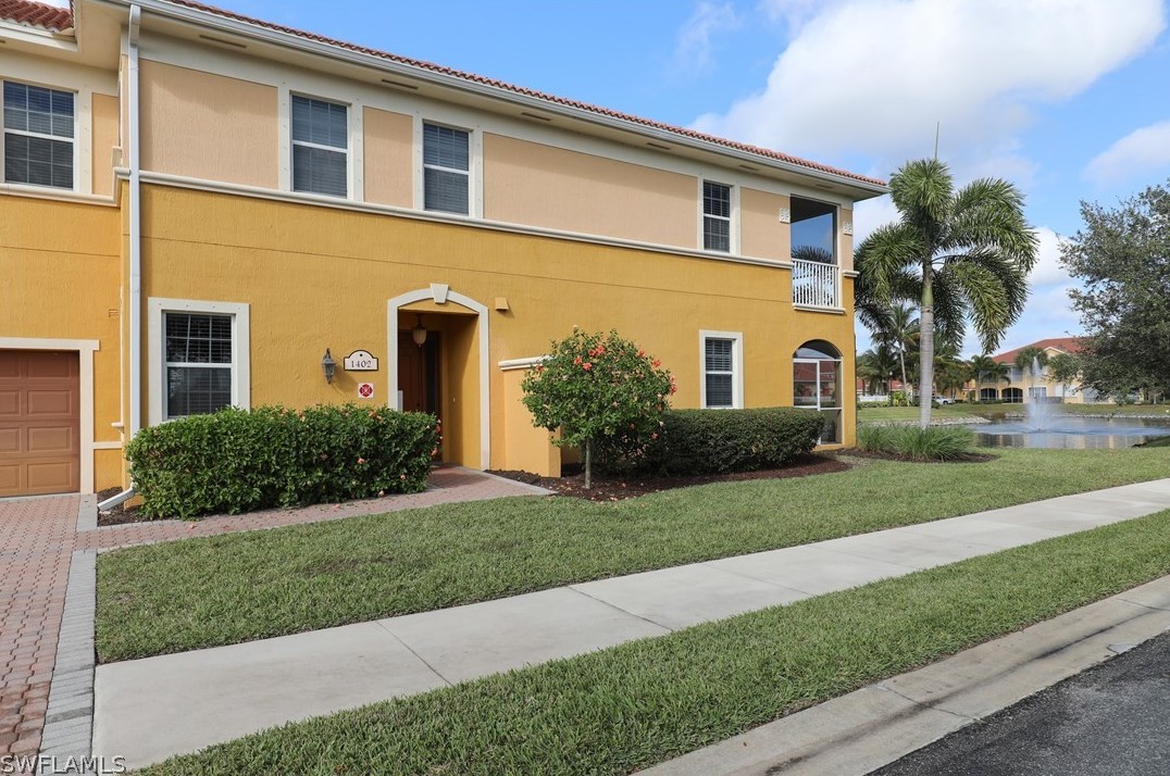 225 Shadroe Cove Cir, Cape Coral, FL 33991-1062