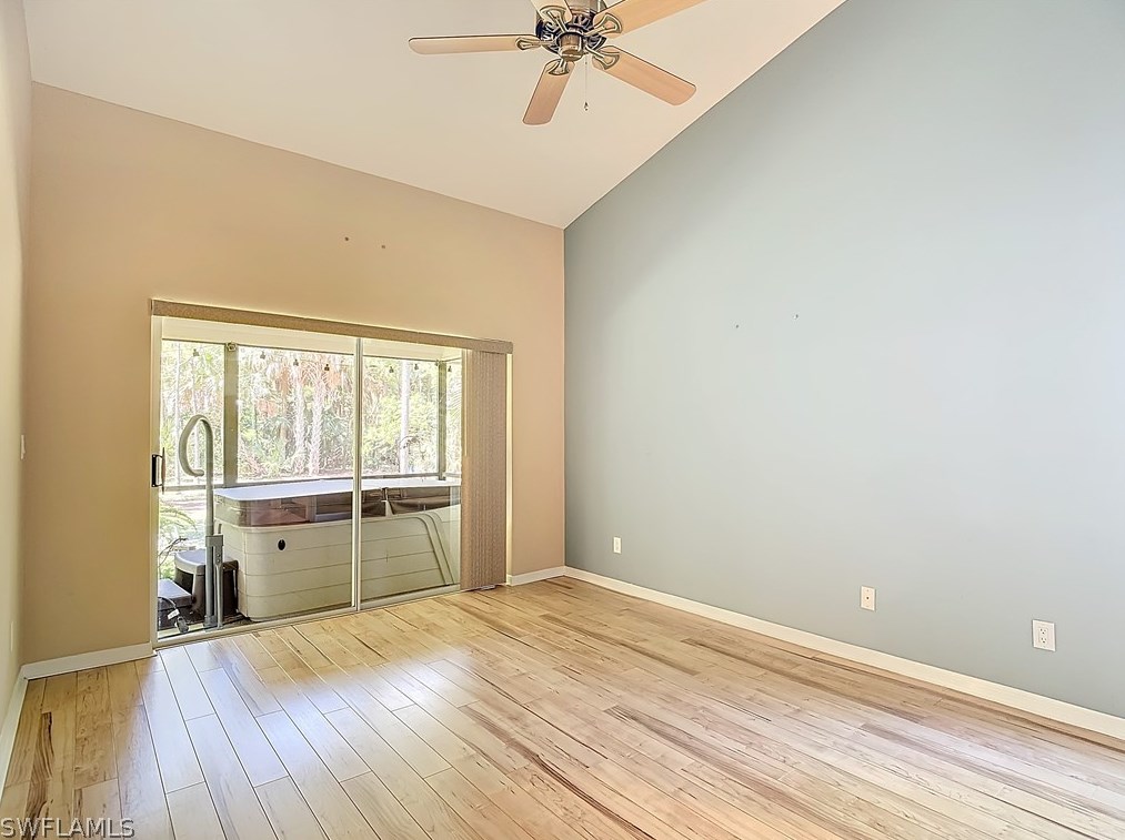 3661 5th Ave, Naples FL  34117-4109 exterior