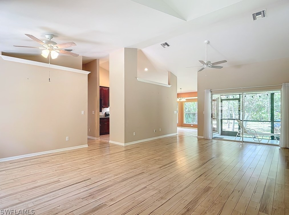 3661 5th Ave, Naples FL  34117-4109 exterior