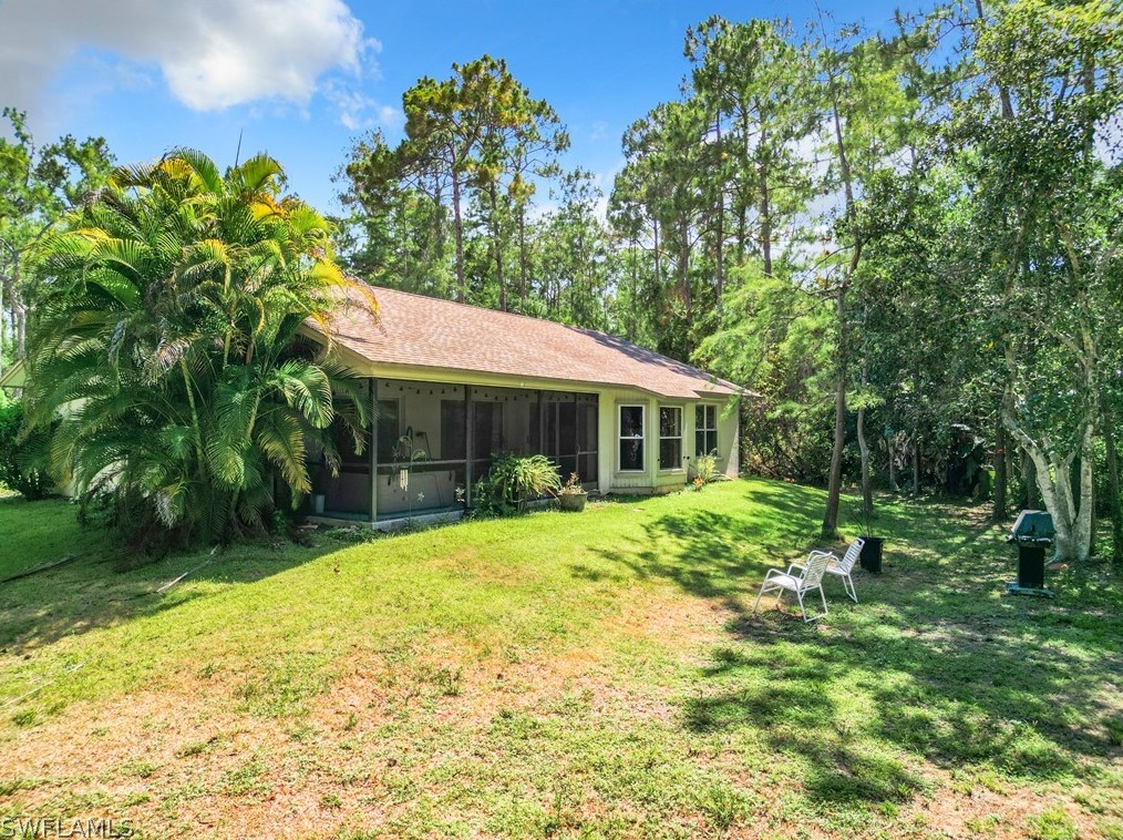 3661 5th Ave, Naples FL  34117-4109 exterior