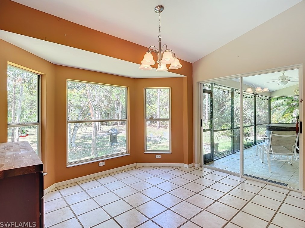 3661 5th Ave, Naples FL  34117-4109 exterior