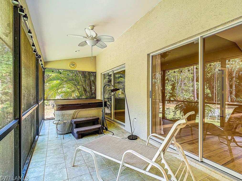 3661 5th Ave, Naples FL  34117-4109 exterior